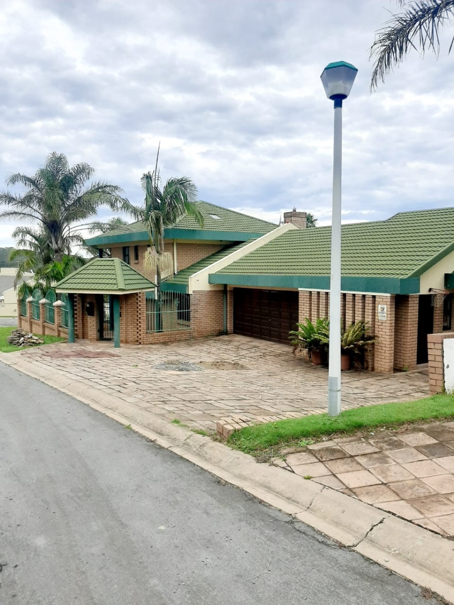 4 Bedroom Property for Sale in Beacon Bay Eastern Cape